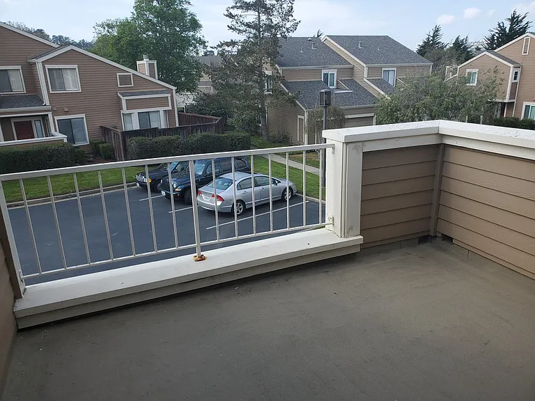284 Crown Cir — Photo 3