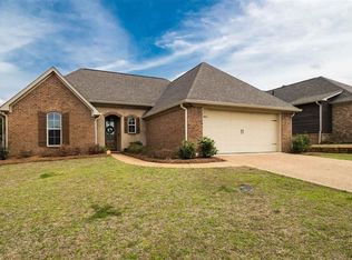 226 Hidden Hills Pkwy, Brandon, MS 39047