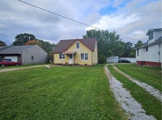 19714 Drake Rd, Strongsville, OH 44149