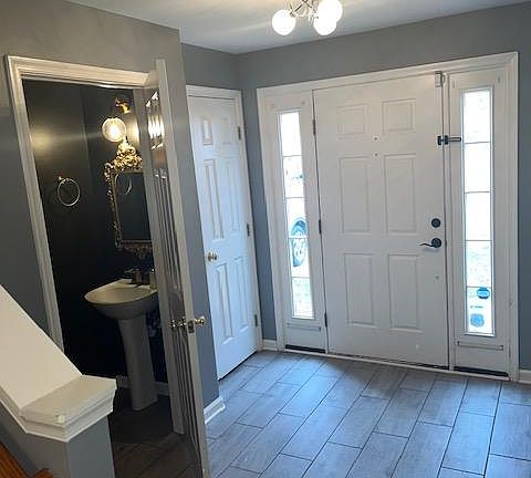 2nd image of 46678 Cavendish Sq