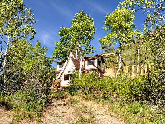 2nd image of 3948 Beaver Creek Rd