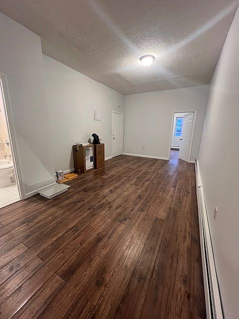 1st image of 1836 Park Pl Floor 1