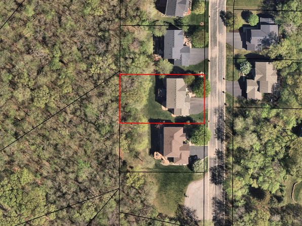 9350 W 134th St, Savage, MN 55378
