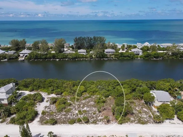 351 Bocilla Dr #40, Placida, FL 33946