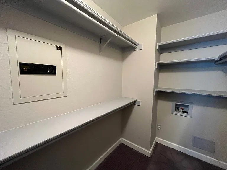 2020 S Congress Ave #2221 — Photo 10