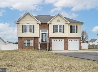 102 Queens Way, Stephens City, VA 22655