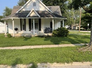 328 N West St, Sullivan, IN