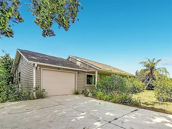 4th image of 601 E SEMINOLE DRIVE