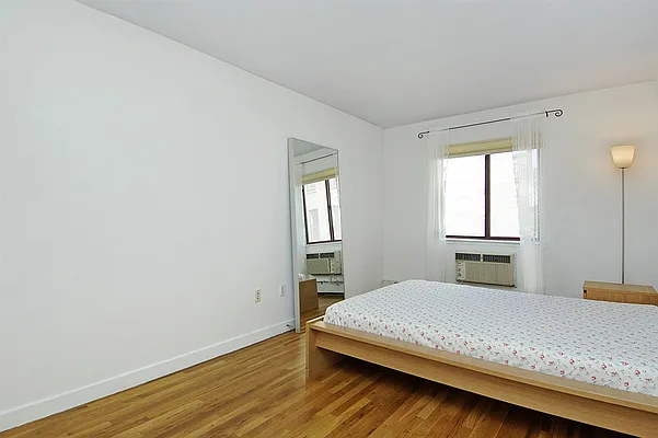 Rented by Corcoran | media 21