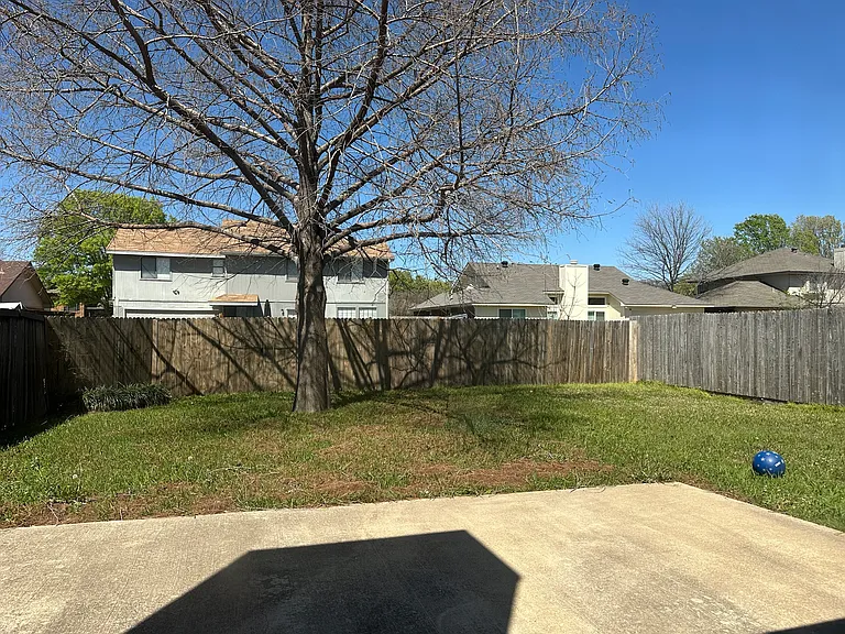 7605 Cornell Dr — Photo 17
