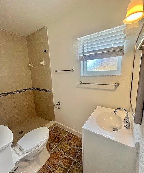 705 E Virginia Ave — Photo 13