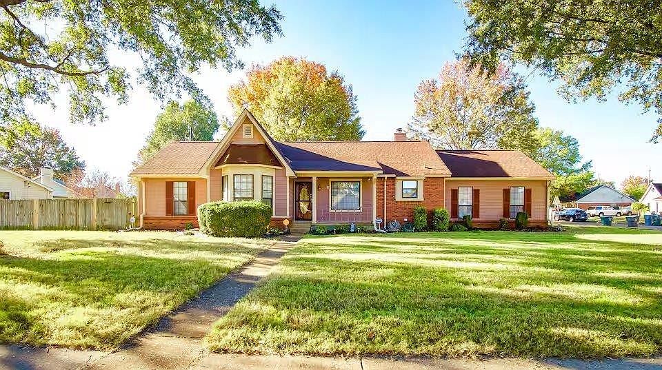 1st image of 7533 Meadowland Dr