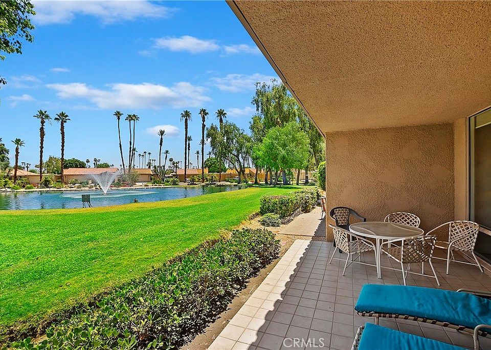 1st image of 8 Valencia Dr