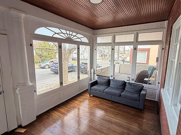 2nd image of 1234 1/2 W Tilghman St