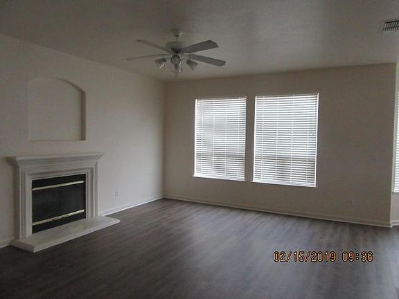 4th image of 1733 Magenta Dr
