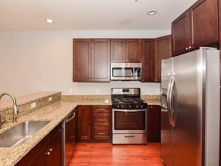 2800 Monticello Ln — Photo 35