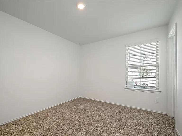 5251 Cherry Tallow Trl — Photo 19