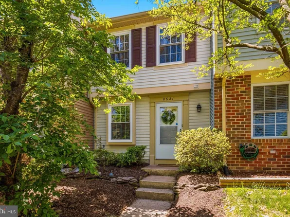 8621 Kenosha Ct, Lorton, VA 22079