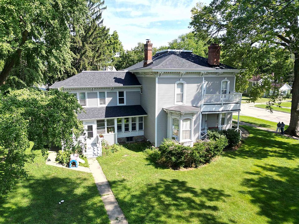 1st image of 400 N 4th St