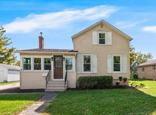 209 W Waupansie St, Dwight, IL 60420