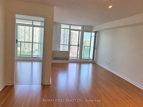 5th image of 5500 Yonge St #2011