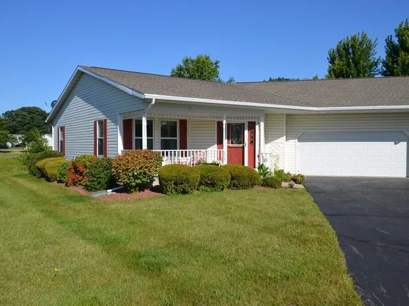 652 Foxglove LANE, Whitewater, WI 53190