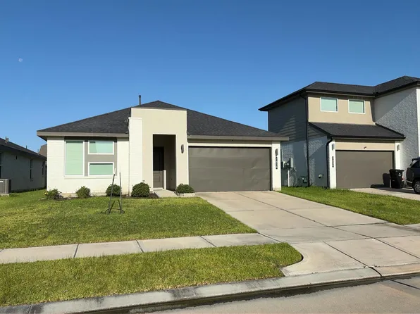 7838 Murciana Dr, Rosharon, TX 77583