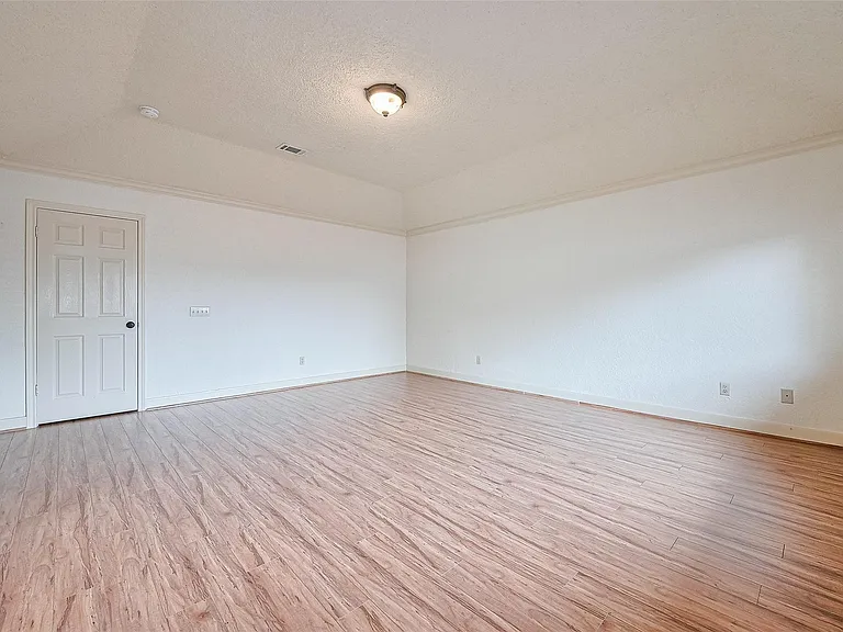 3614 Bee Bayou Ln — Photo 23