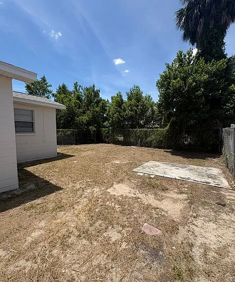 1014 E Okaloosa Ave — Photo 6