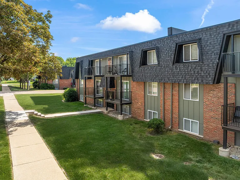 Timberbrook Apartments — Photo 23