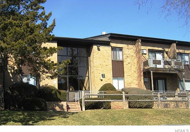 1st image of 7 Charles Ln APT 2E