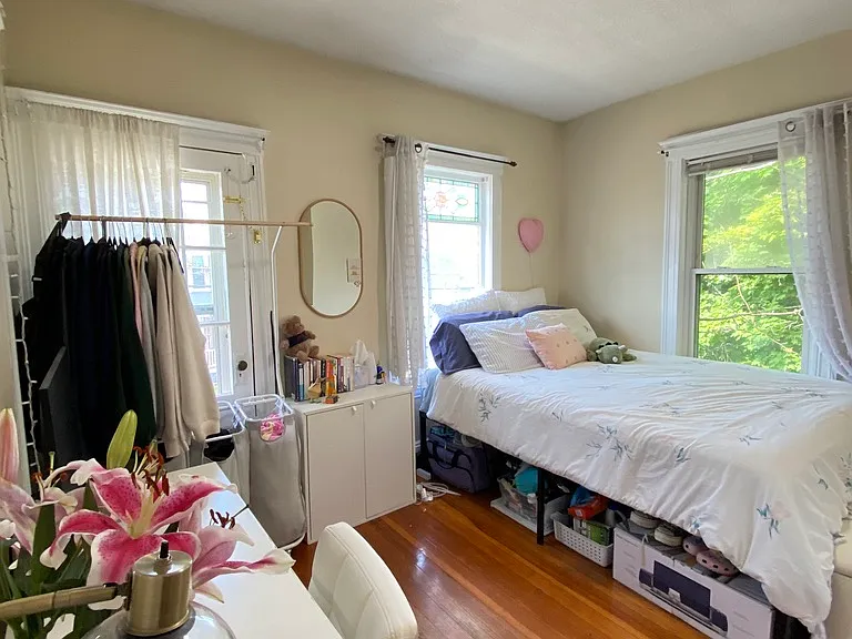 270 Harvard St #U — Photo 7