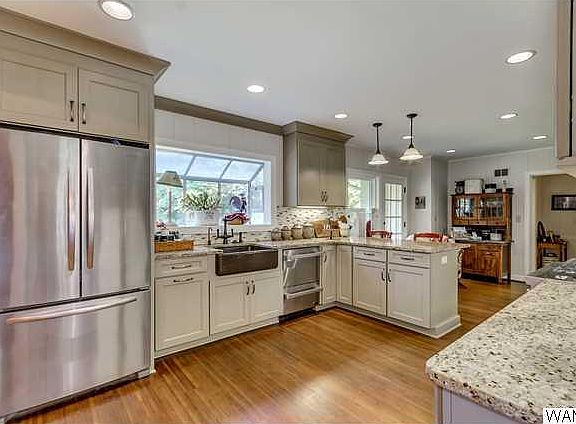 3rd image of 5207 Summerside Dr
