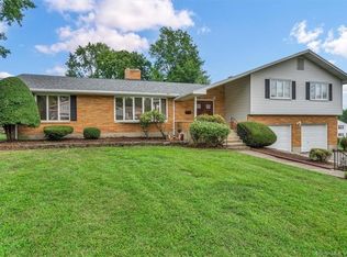 17 Ridge Crest Pl, Wethersfield, CT 06109