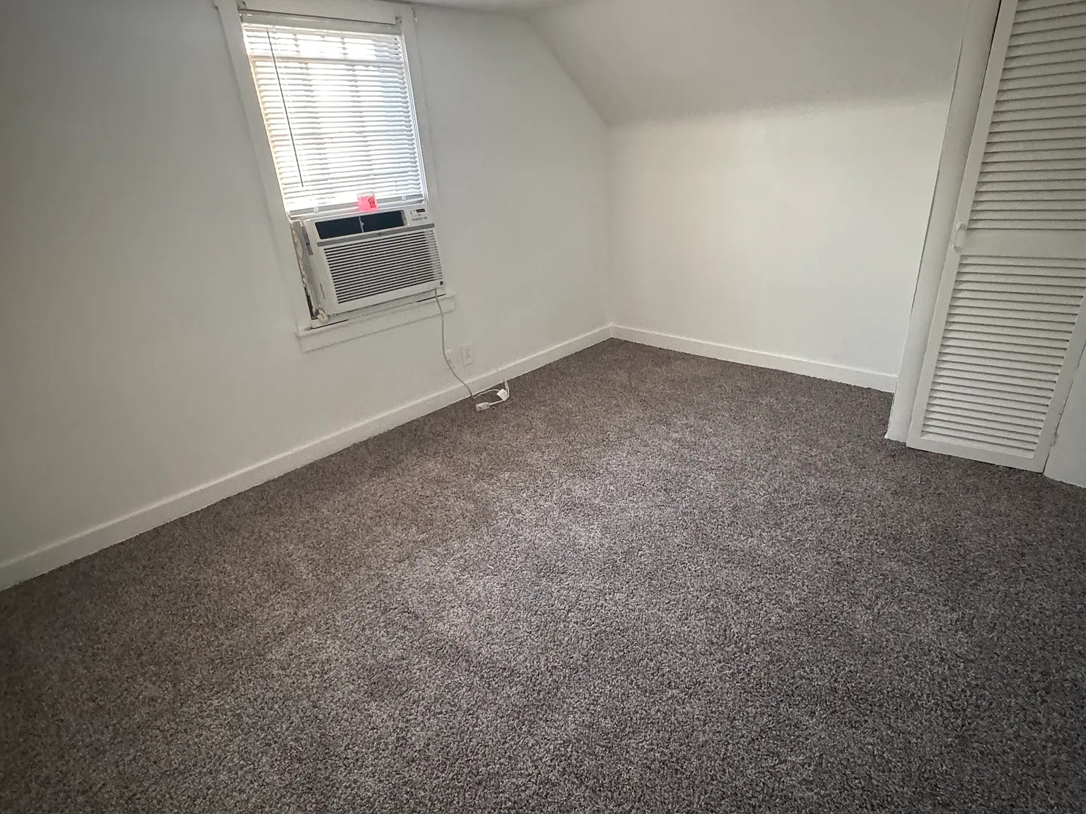 1 bed, 700 sqft, $900 — Photo 4