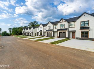 1349 Grace Ridge Dr, Sevierville, TN 37862