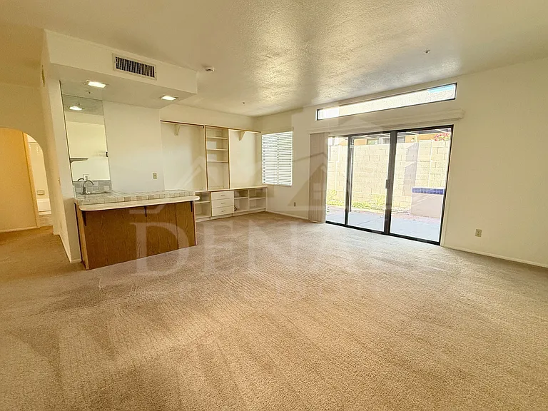11766 E Becker Ln — Photo 7