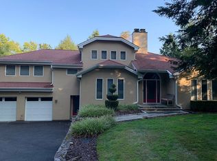 12 Moog Rd, Garrison, NY 10524