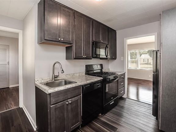 5th image of 4333 Saint Regina Ln
