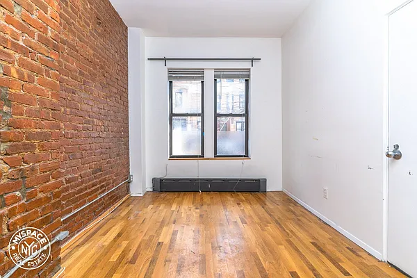 Rented by MySpaceNYC | media 10