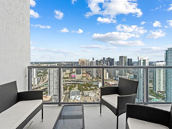 5th image of 185 SW 7th Street #4403