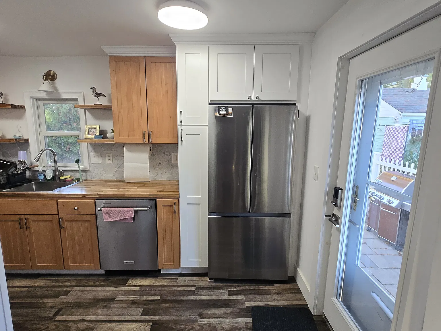 3 bed, 1098 sqft, $2,400 — Photo 4