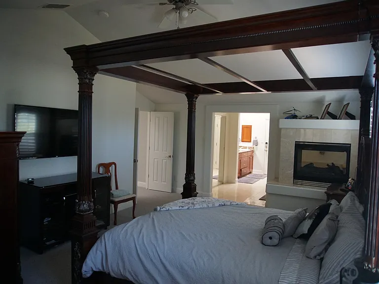 8833 Harding Hall Dr — Photo 24