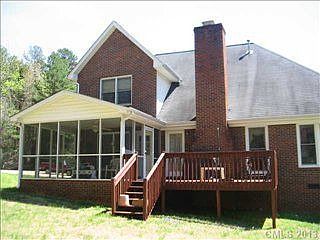 2nd image of 301 S Fork Ln