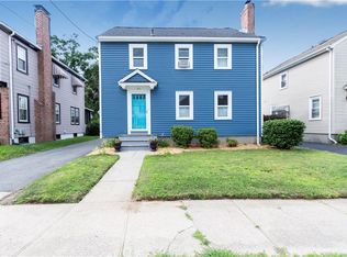 88 Ferncrest Ave, Cranston, RI 02905