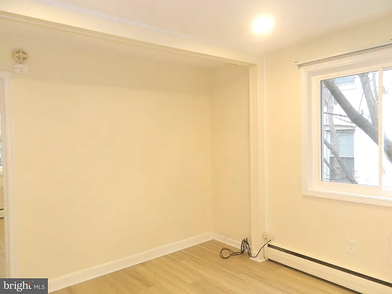 513 12th St NE #9 — Photo 14