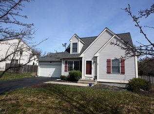 7 Crystal Dr, East Granby, CT 06026