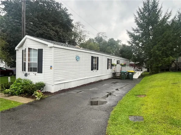 67 Sherrie Ln, Chenango Forks, NY 13746