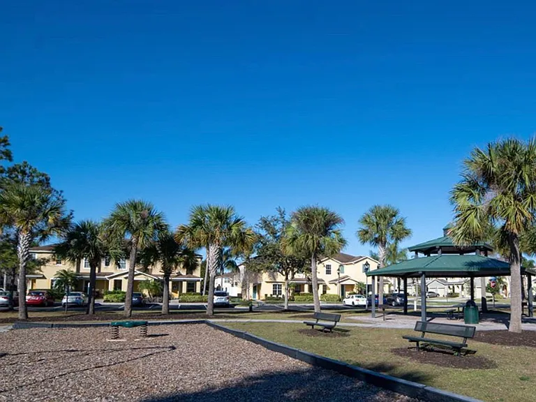 3105 Seaview Castle Dr — Photo 11