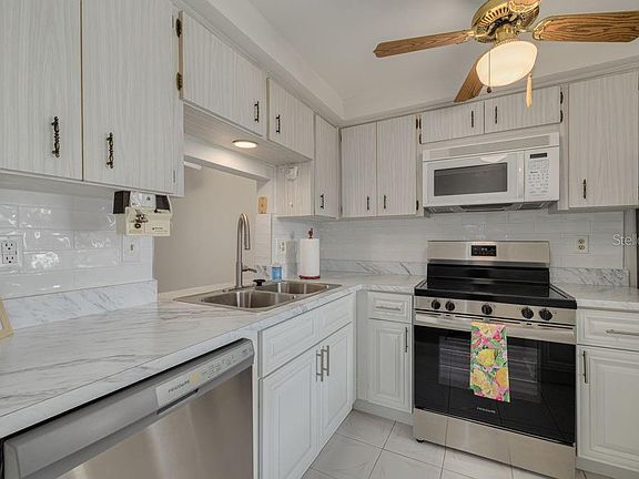 4th image of 4433 SUNSTATE DRIVE